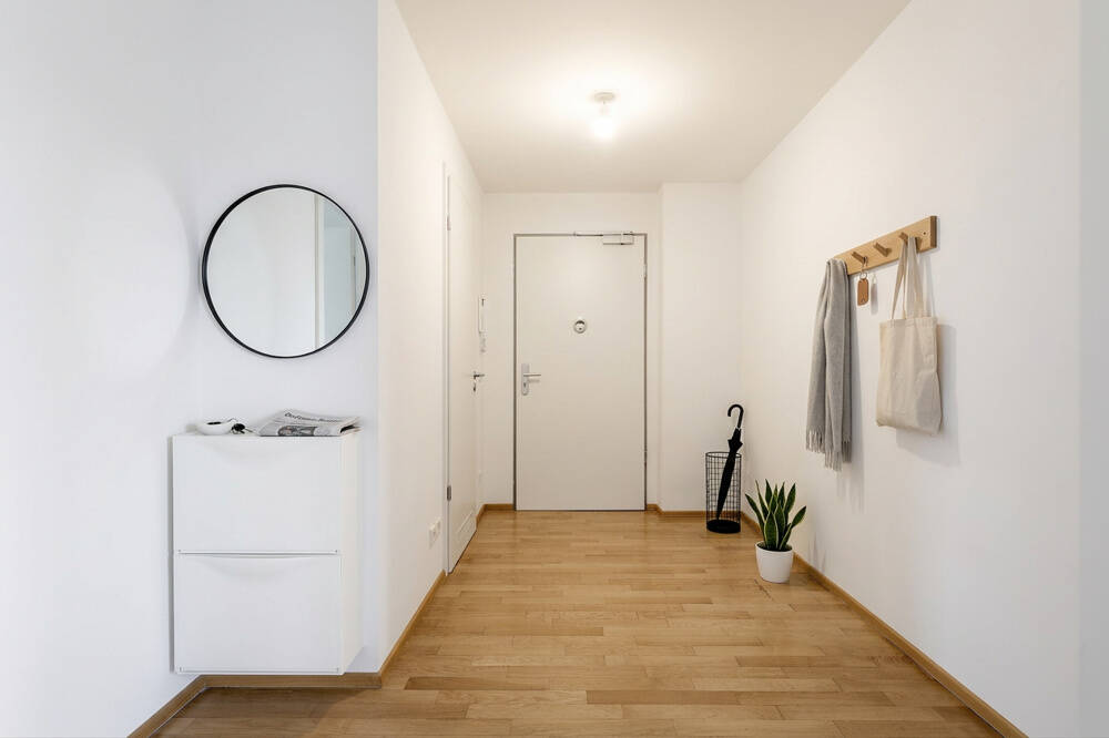 Attraktive 3-Zimmer-Wohnung in zentraler Lage - mit Loggia, Balkon und Tiefgaragenstellplatz – München – Vorschaubild 6