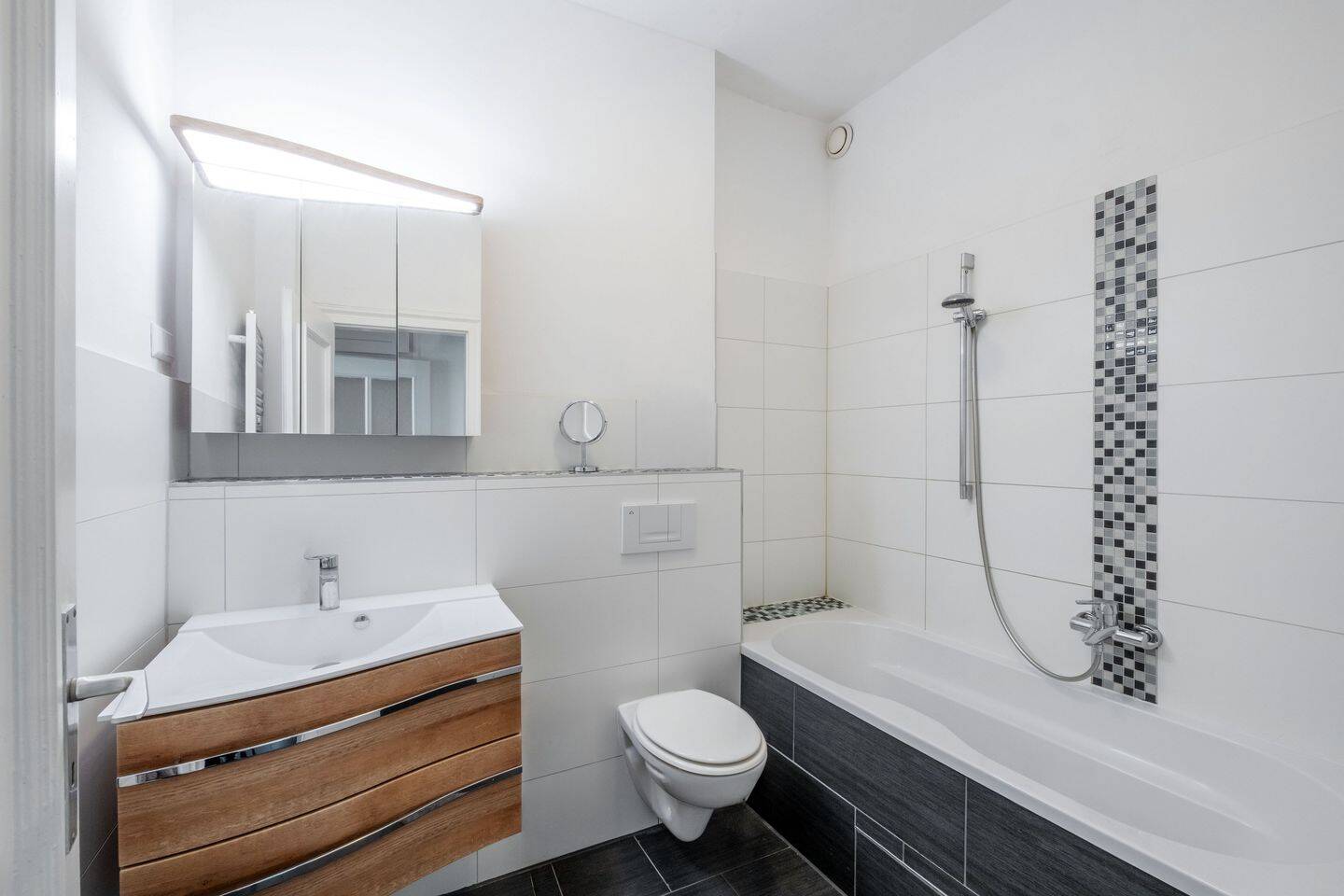 Helle 2-Zimmer-Wohnung zwischen Boxhagener Kiez und Samariterviertel – Berlin – Vorschaubild 6