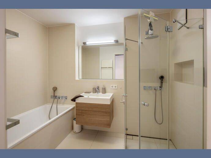 Möbliert: Hochwertige Wohnung in gehobener Wohnlage – München – Vorschaubild 9