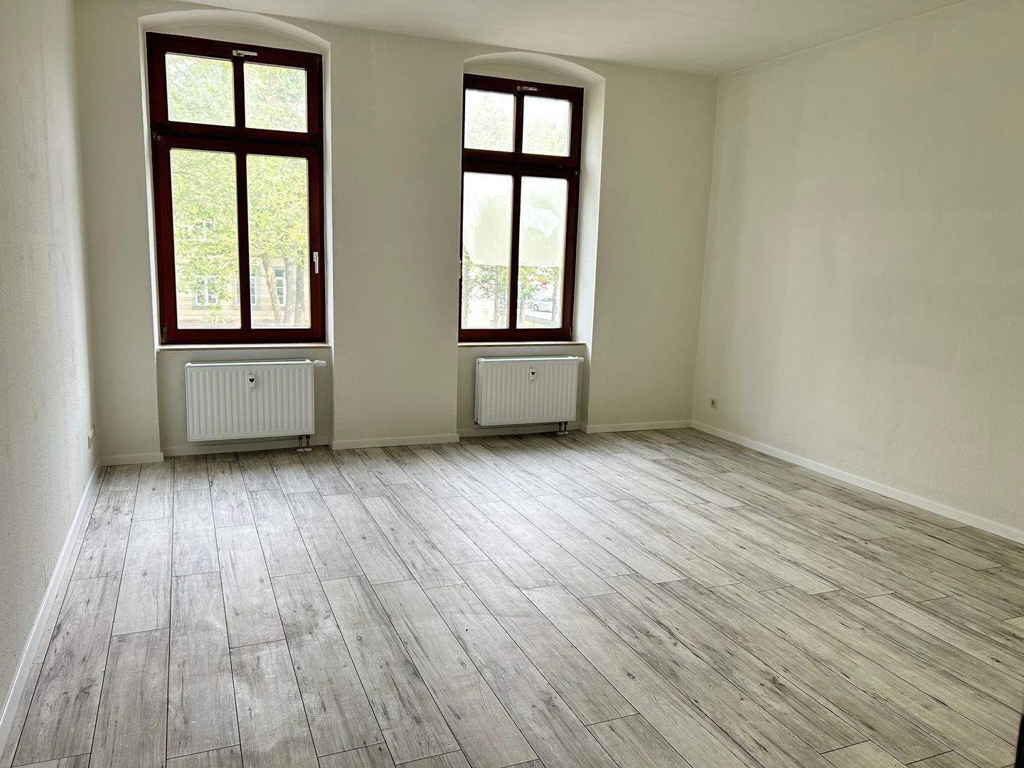 :::FREUNDLICHE WOHNUNG IM ZENTRUM VON CHEMNITZ MIT PKW-SP::: – Chemnitz – Vorschaubild 2