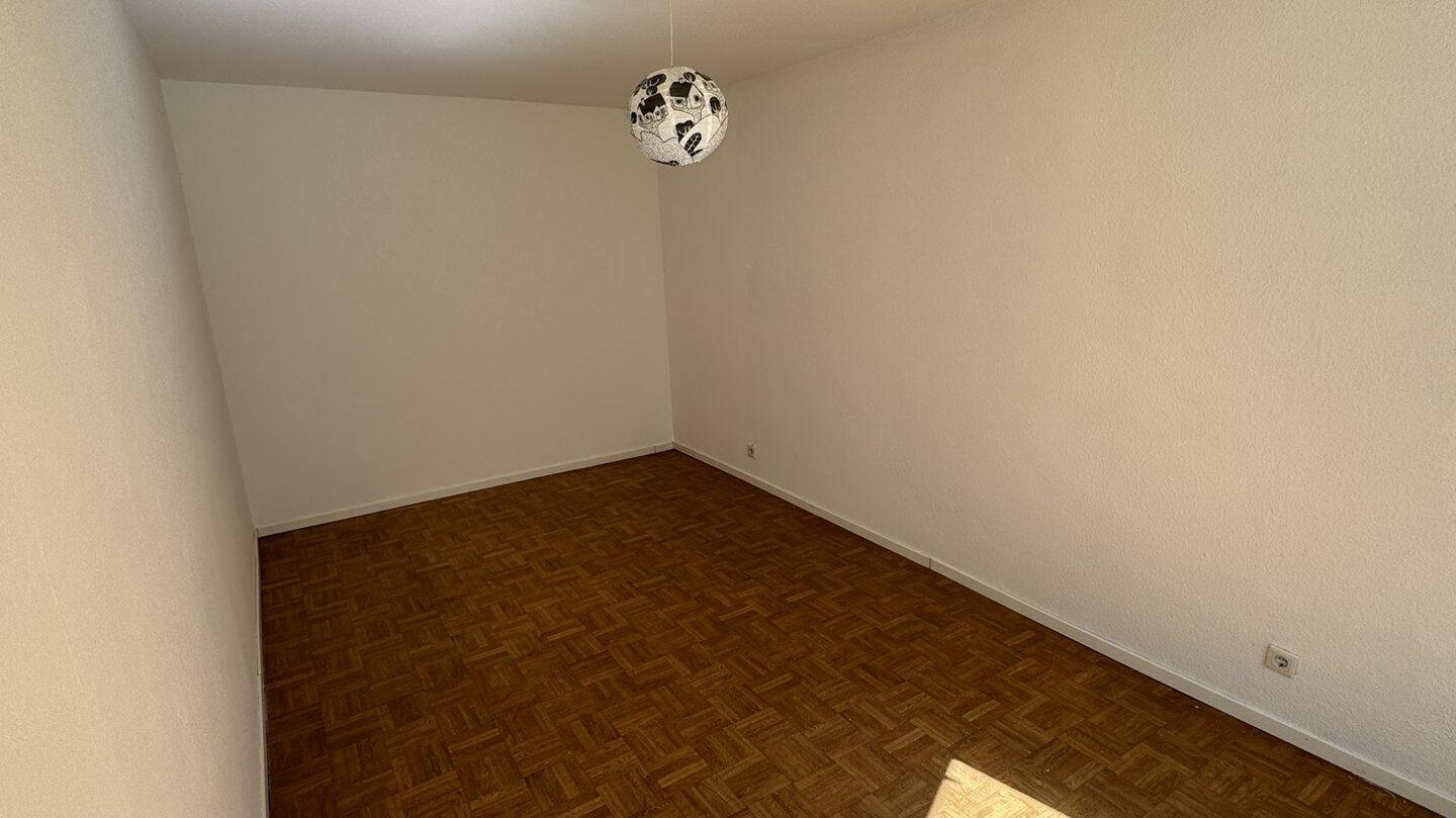 Mitten im Leben, fern vom Lärm - Sonniges Wohnen mit grünem Ausblick – Wiesbaden – Vorschaubild 6