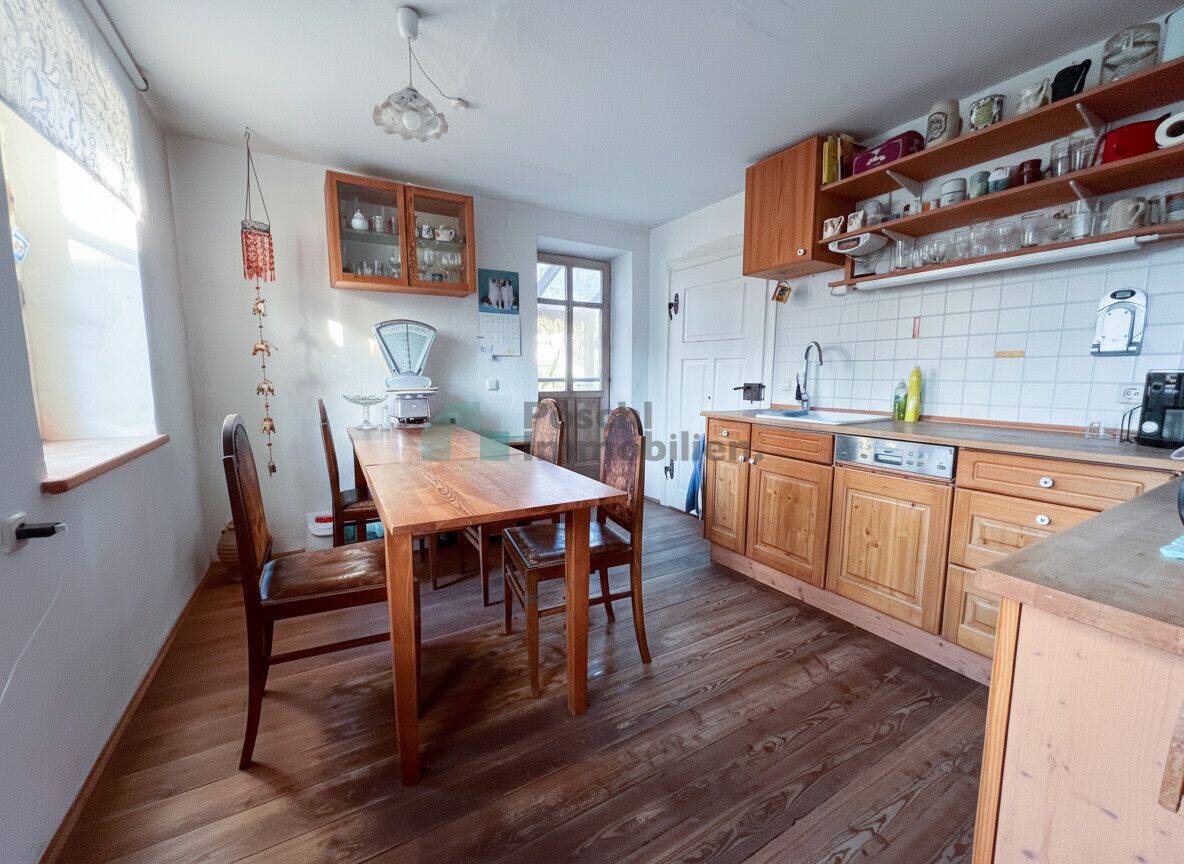 Großzügiges Landhaus in zentraler Dorflage von Holzhausen/Geisenhausen, Landkreis Landshut – Geisenhausen – Vorschaubild 7