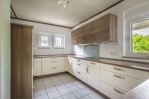 Charmantes Einfamilienhaus mit sonnigem Grundstück und Garage in sehr beliebter und ruhiger Lage – 52078 Aachen – Vorschaubild 6