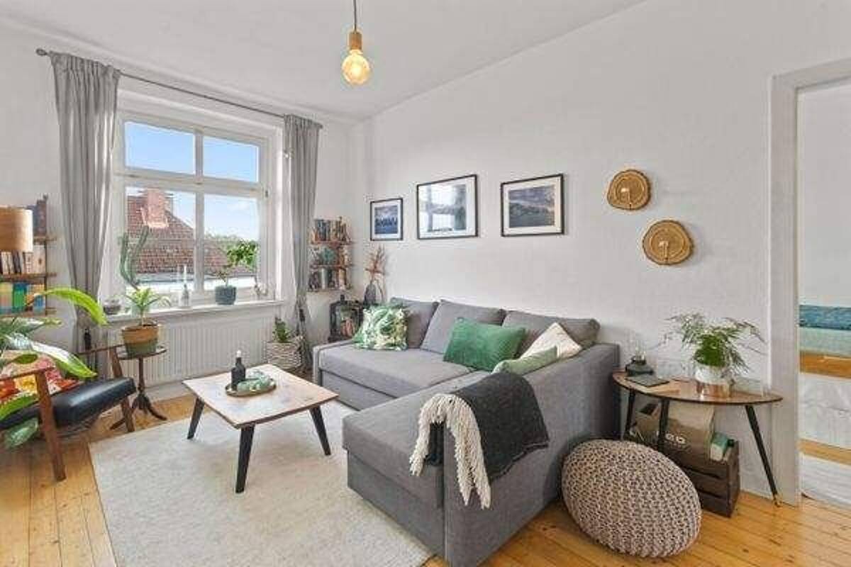 ***Gemütliche, vermietete 2-Zimmer Wohnung direkt am Osterbekkanal*** – 22083 Hamburg – Bild 1 von 9