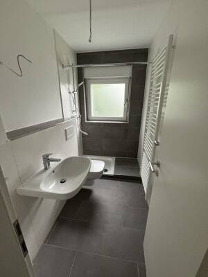 VIVAWEST modernisiert Ihre neue Wohnung.