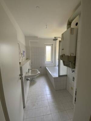 Wenn nicht hier, wo dann und sogar ein Balkon mit dran. – 42897 Remscheid – Vorschaubild 7