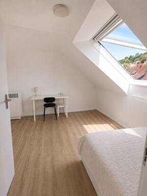 Wunderschönes Shared Apartment Mitten in Stuttgart – 70180 Stuttgart – Vorschaubild 1