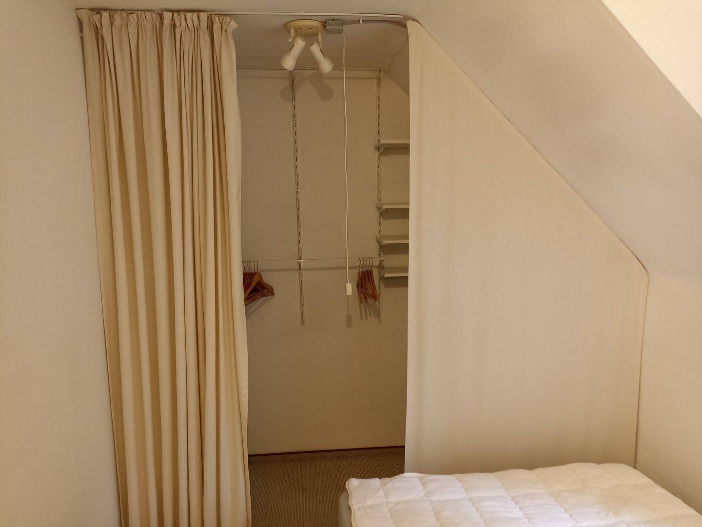 Möblierte 1 Zi.-Wohnung in Toplage – Erlangen – Vorschaubild 4
