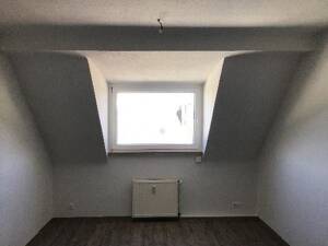 *2-Zimmer-Wohnung im Dachgeschoss - 8 Gehminuten zum HBF* – 47057 Duisburg – Vorschaubild 6