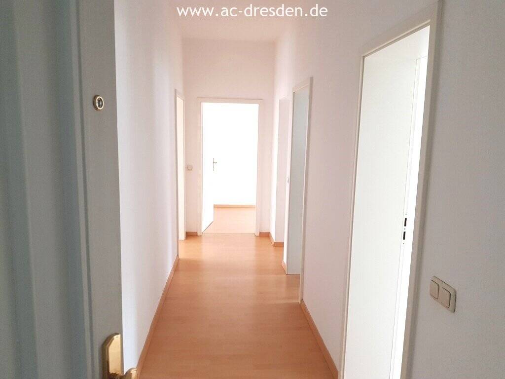 Großzügige 2-Raum-Wohnung in saniertem Gründerzeithaus im Stadtteil Schlosschemnitz – Chemnitz – Vorschaubild 2