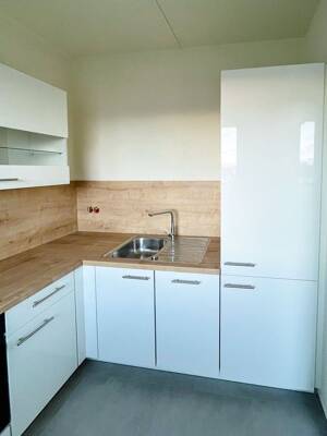 Moderne 3-Zimmer-Wohnung mit Balkon und Einbauküche in Dresden-Leubnitz-Neuostra – 1219 Dresden – Vorschaubild 2