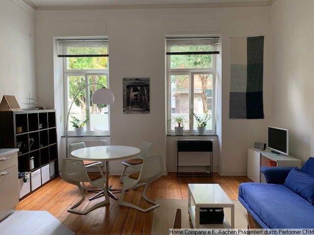 Aachen City: Klassisch moderne Möblierung in 1,5 Zi-Altbauwhng. mit Innenhof; all incl.