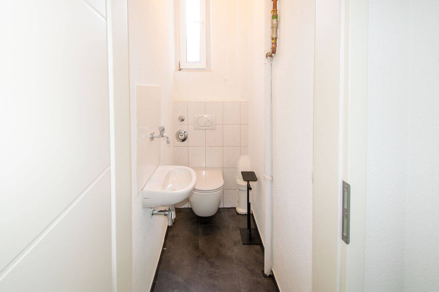 Stilvoll wohnen im Zentrum - renovierte 3-Zimmer-Wohnung in Toplage – Stuttgart – Vorschaubild 8
