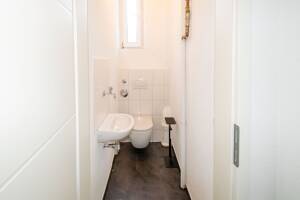Stilvoll wohnen im Zentrum - renovierte 3-Zimmer-Wohnung in Toplage – 70180 Stuttgart – Vorschaubild 8