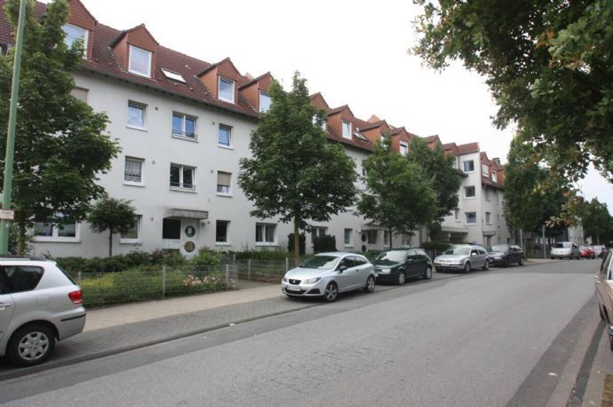 Sehr gut ausgestattete Dachgeschosswohnung! – 45327 Essen – Bild 1 von 4