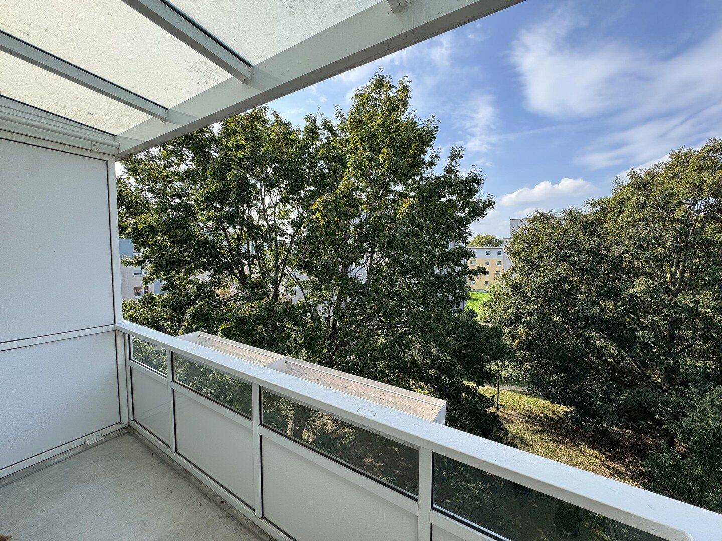 Helle 2,5-Zimmer in Mitte | Bezugsfrei
