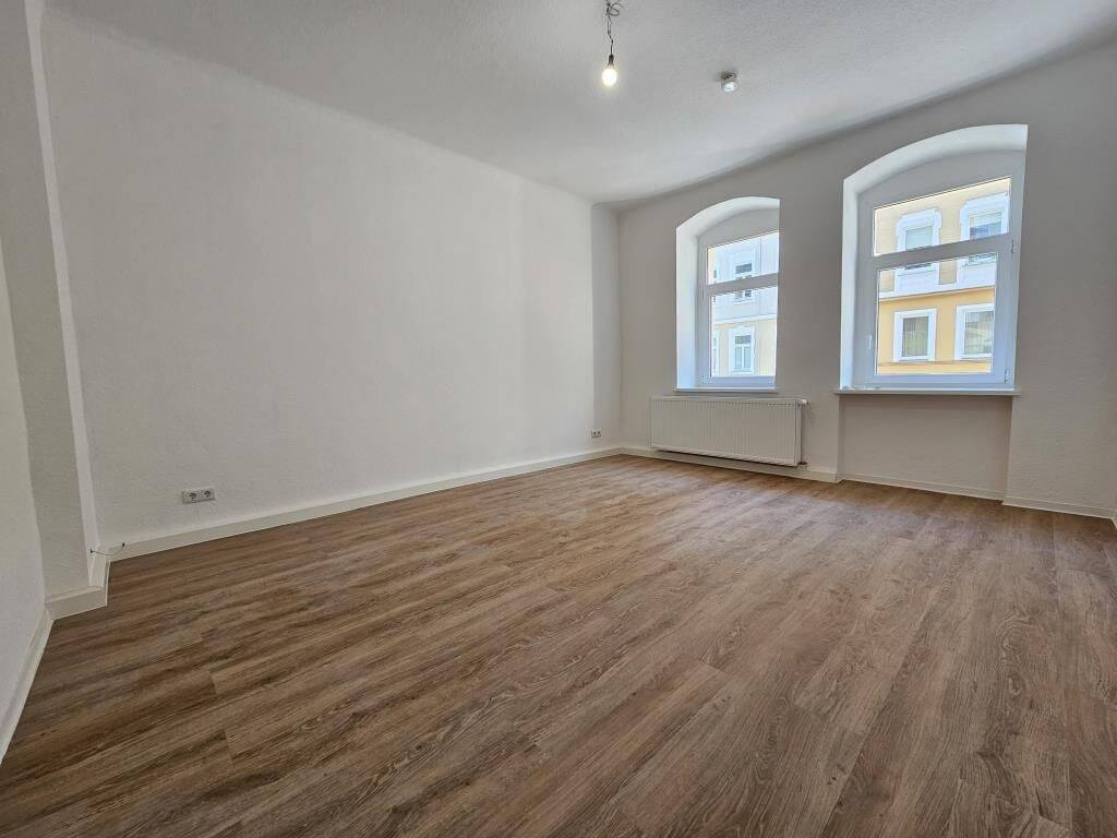 Komplett renovierte Wohnung mit Einbauküche – Chemnitz – Vorschaubild 4