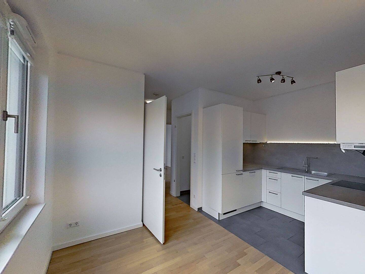 Perfekt für Paare: Moderne 2-Zimmer-Wohnung mit LOGGIA, EBK u.v.m. in Hannover – Hannover – Vorschaubild 8