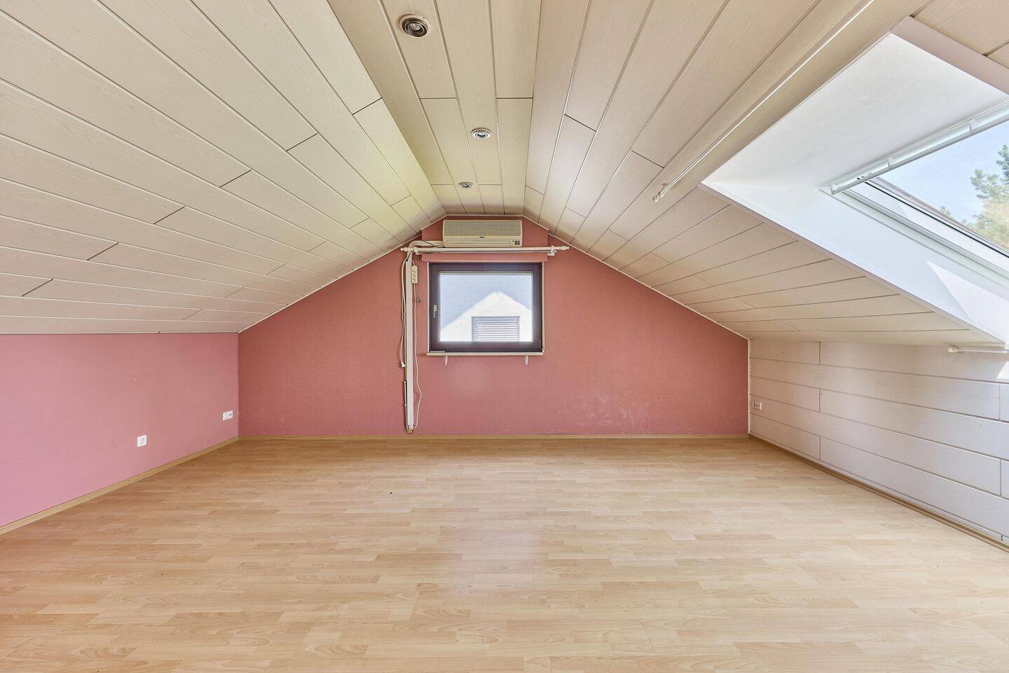Viel Platz für die ganze Familie - Einfamilienhaus mit ausgebautem Souterrain in Maxdorf! – Maxdorf – Vorschaubild 9