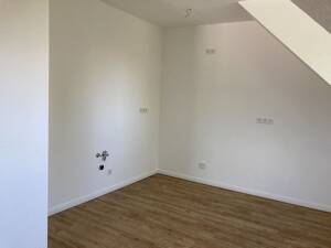 Moderne 2-Zimmer-Dachgeschosswohnung in ruhiger Lage nahe der Universität – 26129 Oldenburg – Vorschaubild 4