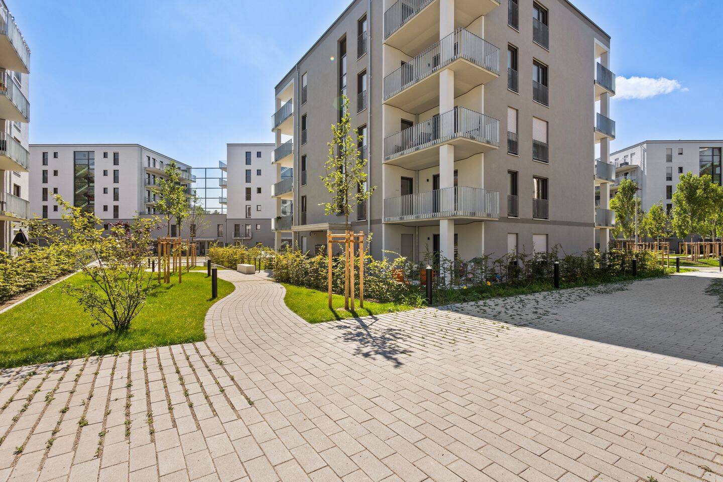 Charmante 1-Zimmer-Wohnung mit EBK – Augsburg – Vorschaubild 9