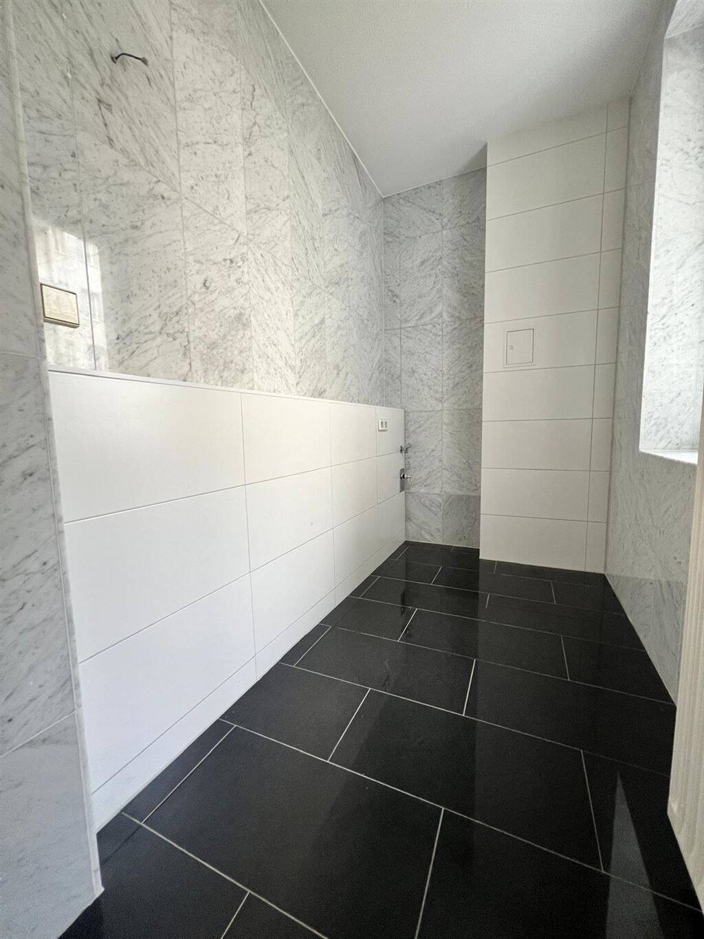 KAßBERG - FAMILIENWOHNUNG mit 2 Bädern | 4 Zimmern | Balkon | HWR – Chemnitz – Vorschaubild 9