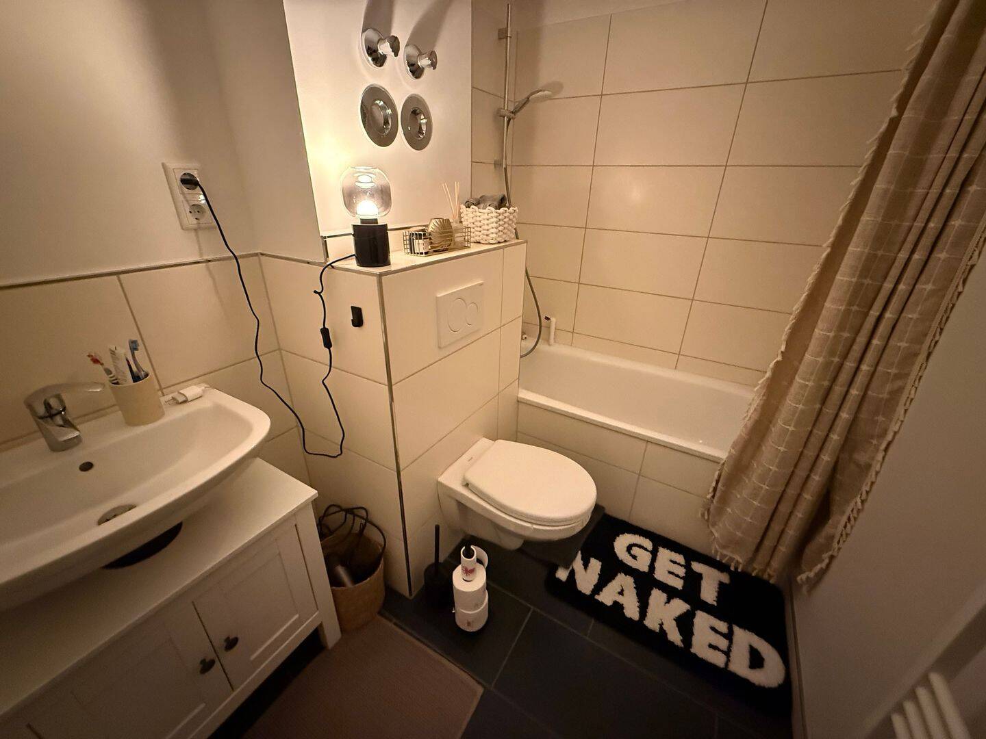Nippes 2 Zimmerwohnung mit Balkon -keine WG- – Köln – Vorschaubild 5