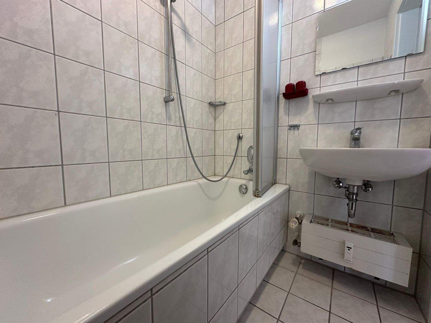 FESTPREIS: Ihr Rückzugsort auf Rügen – 2,5-Zimmer-Wohnung mit Balkon & Tiefgarage in Sellin – Sellin – Vorschaubild 8