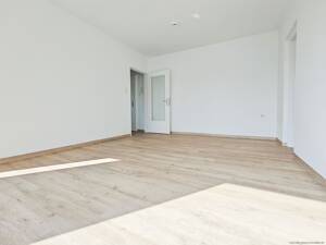 ! KEINE ANRUFE ** Frisch renovierte 2-Zimmer-Wohnung in begehrter Lage - Nähe Bahnhof Lesum ** – 28717 Bremen – Vorschaubild 7