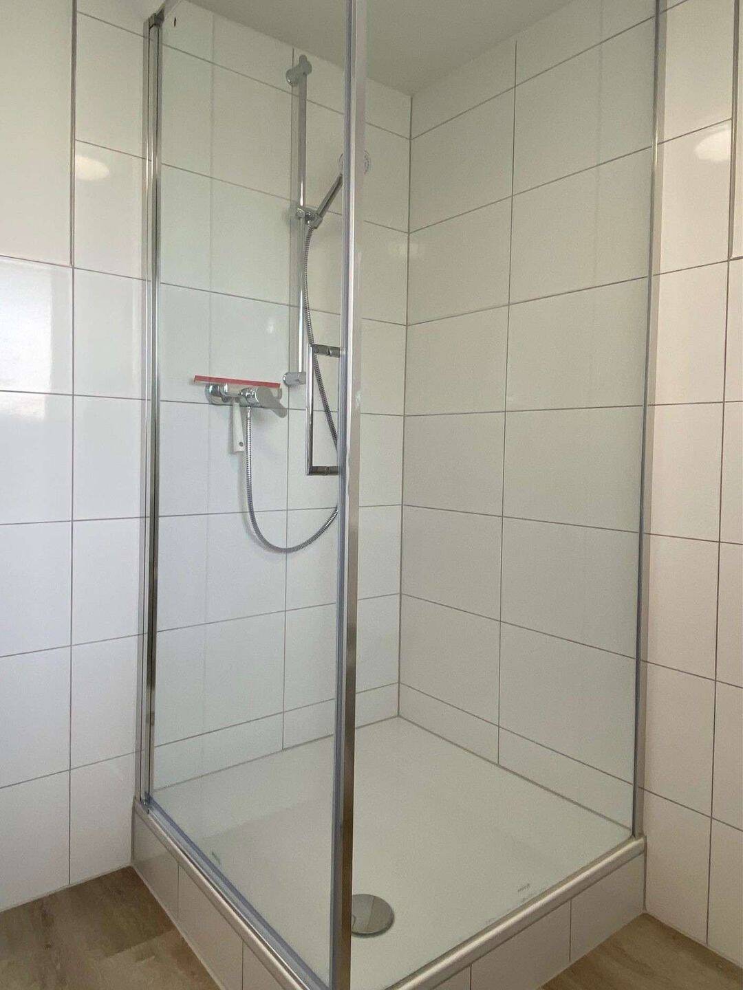 Flexibel anmietbar ab 3 Monate. Voll möbliert. Einziehen und loswohnen!!! – Aachen – Vorschaubild 9