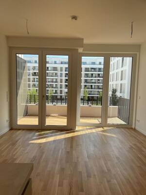 Neubau Erstbezug * 2 Zimmer Wohnung im 2.OG * Balkon * Einbauküche * Befristet – 10249 Berlin – Vorschaubild 2