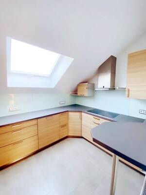 Kreative Dachgeschosswohnung mit Balkon - ruhig und zentral in München-Daglfing – 81929 München – Vorschaubild 9