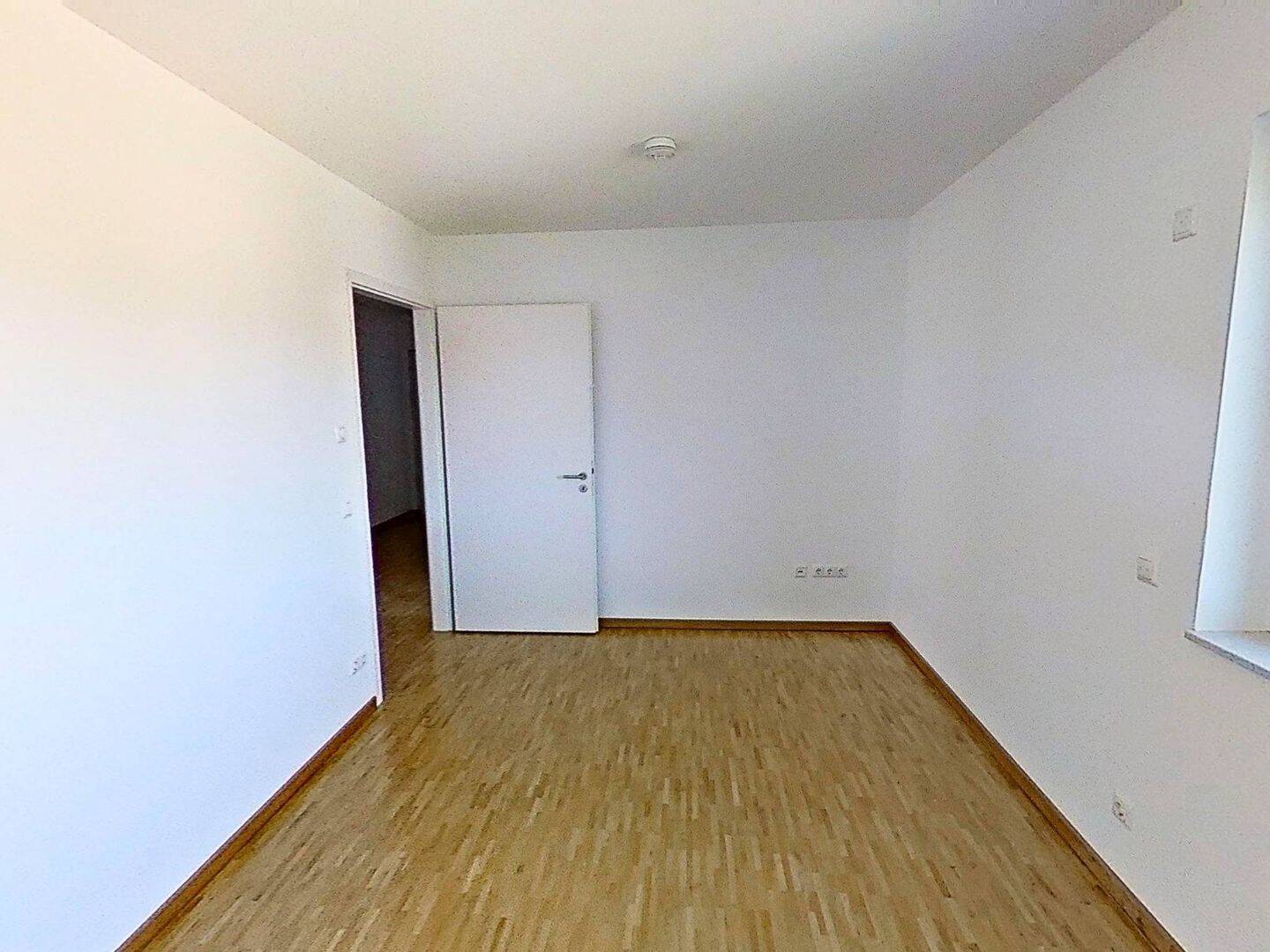 Modernes Wohnen in Kronsrode: Rollstuhlgerechte 3-Zimmer-Wohnung mit EINBAUKÜCHE und LOGGIA – Hannover – Vorschaubild 7