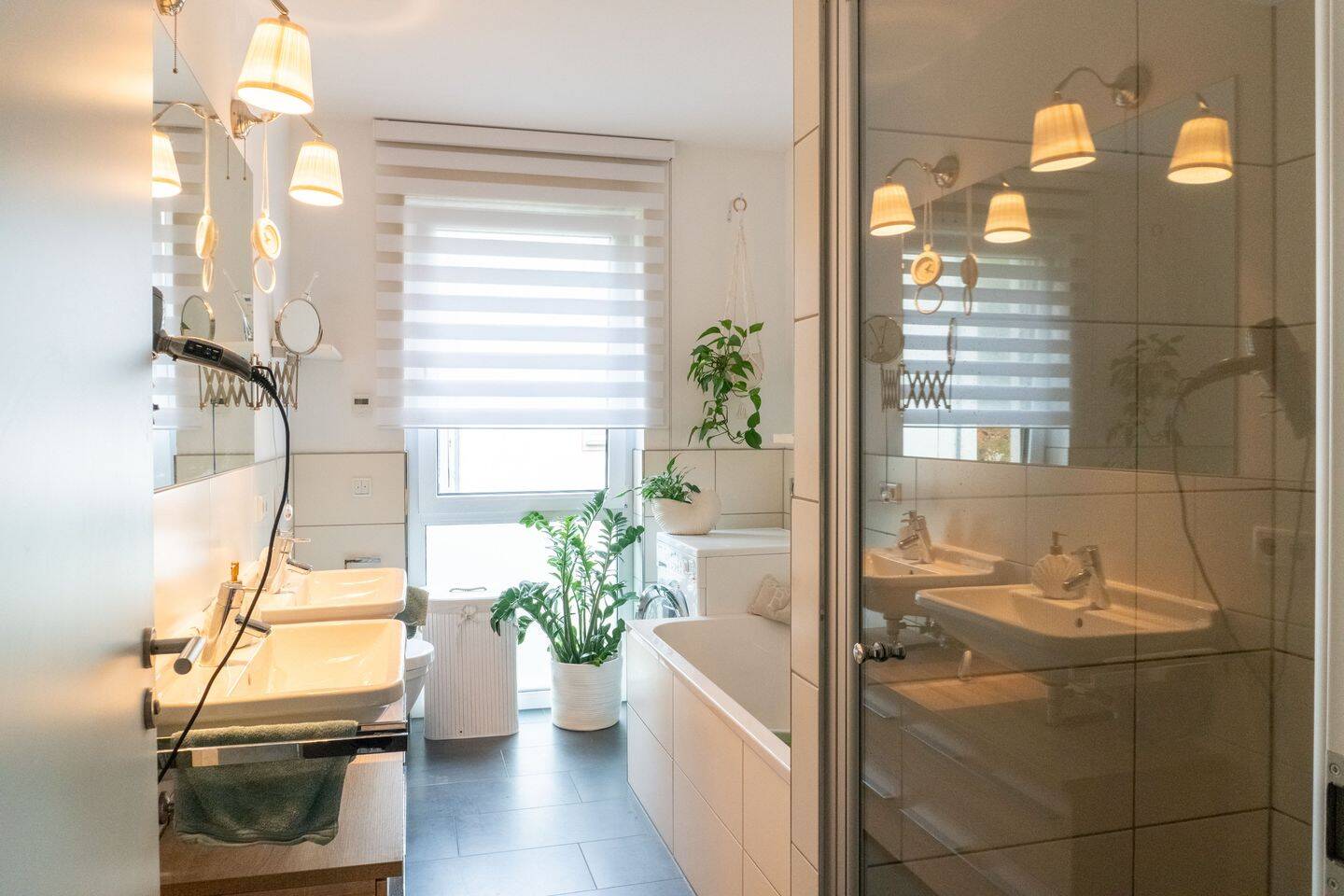 +++ Stilvolle Eigentumswohnung mit Balkon, Gäste WC und hochwertiger Ausstattung +++ – Dresden – Vorschaubild 9