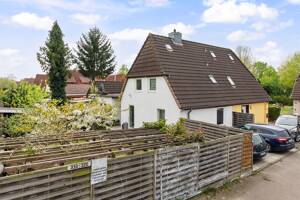 Bremen - Lehesterdeich | Vermietetes Zweifamilienhaus mit Gestaltungspotenzial in guter Lage – 28357 Bremen – Vorschaubild 5