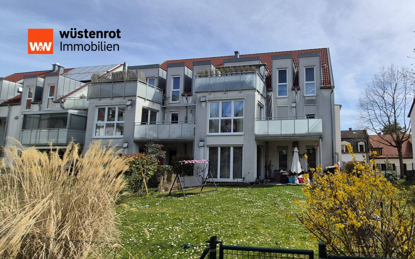 Charmante 3,5- Zimmer Wohnung mit Gartenflair !
