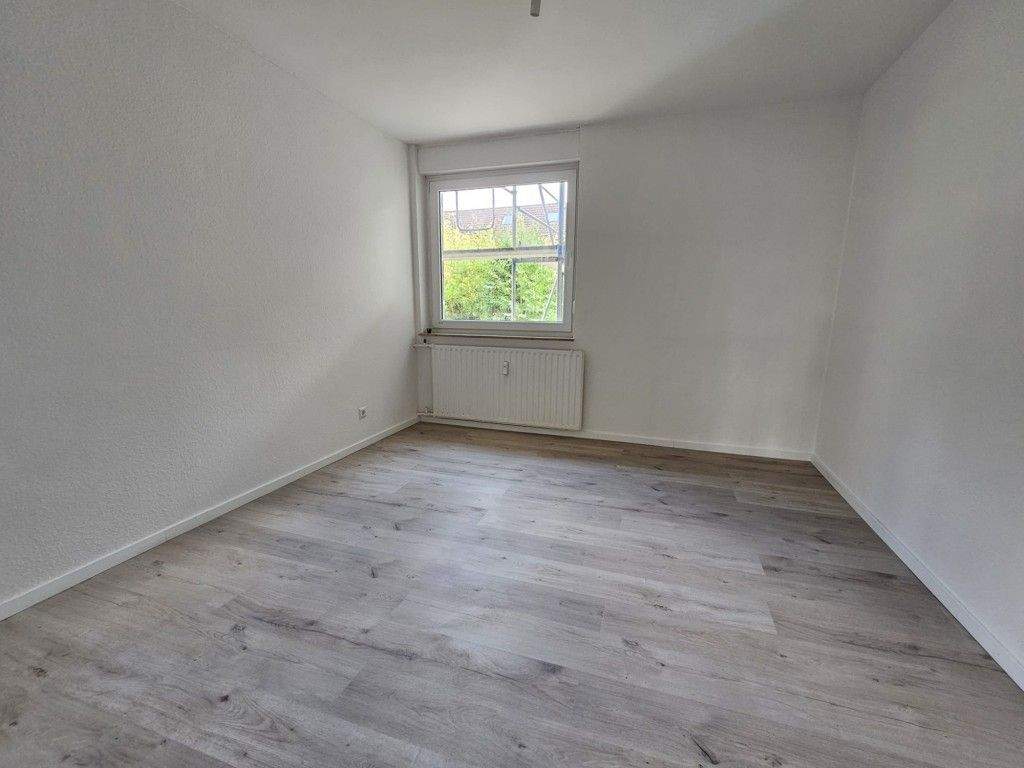 Großzügig im Erdgeschoss mit Balkon - Gelsenkirchen Scholven WE05/EGhi – Gelsenkirchen – Vorschaubild 7