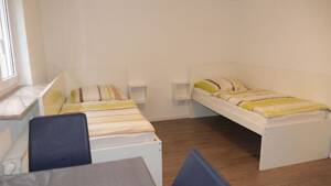 ruhige 2-Zimmer-Wohnung in Stuttgart-Zuffenhausen - WOHNEN AUF ZEIT – 70435 Stuttgart – Vorschaubild 3