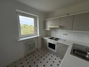Attraktive 2-Zimmer-Wohnung in ruhiger grüner Lage in HH-Jenfeld – 22043 Hamburg – Vorschaubild 3