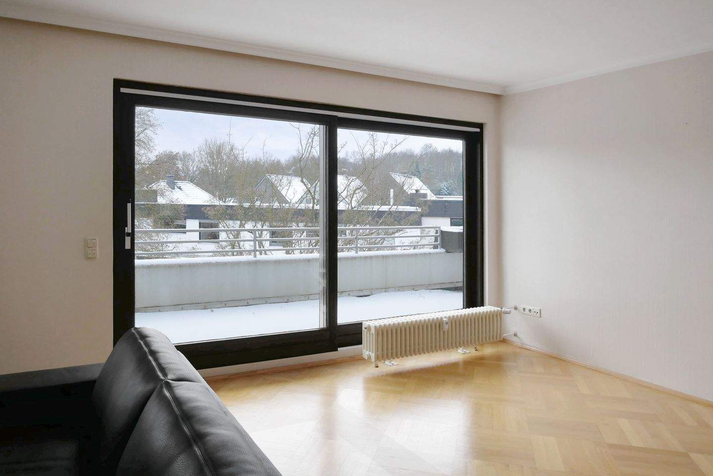 Kassel/Dönche …mit Fernblick Sofort freie, großzügige 3 Zimmerwohnung mit attraktivem großem Balkon und eigener Garage – Kassel – Vorschaubild 5