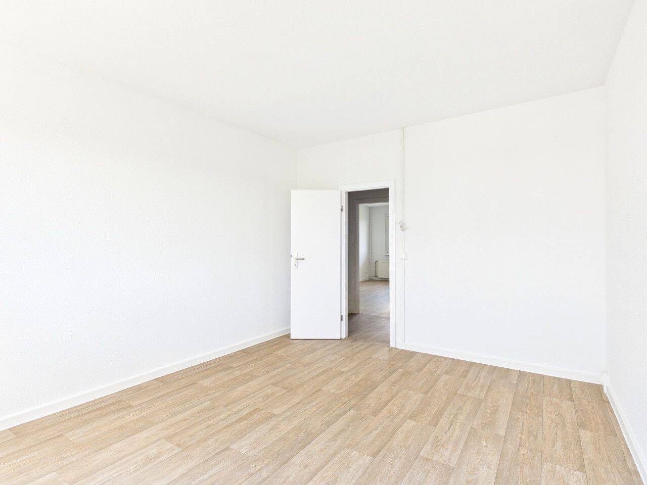 2-Raum-Wohnung mit Balkon – Dessau-Roßlau – Vorschaubild 6