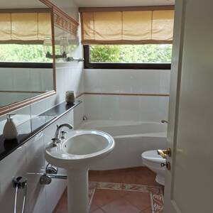 Herrliche 3-Raum-Wohnung - wunderbare Terrasse - Edle Einbauküche - TG-Stellplatz – 40470 Düsseldorf – Vorschaubild 8