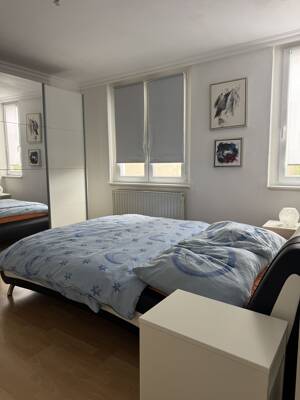 Helle 2-Zimmer-Wohnung mit großzügiger Fensterfront in gefragtem Schöneberg.