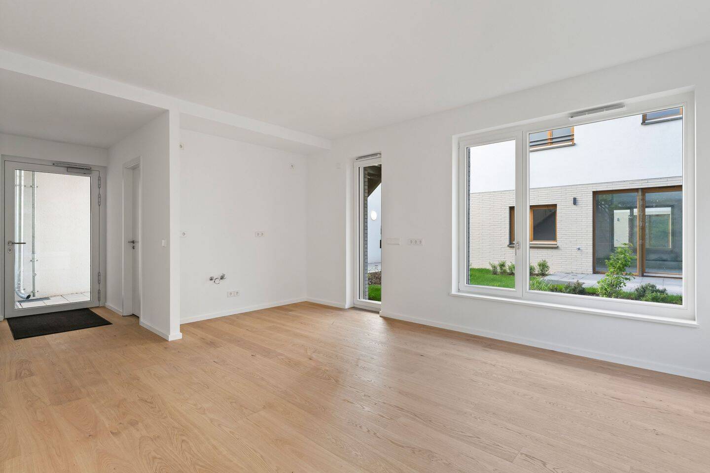 2-Zimmer-Eigentumswohnung im Townhouse mit Süd-Balkon – Berlin – Vorschaubild 4