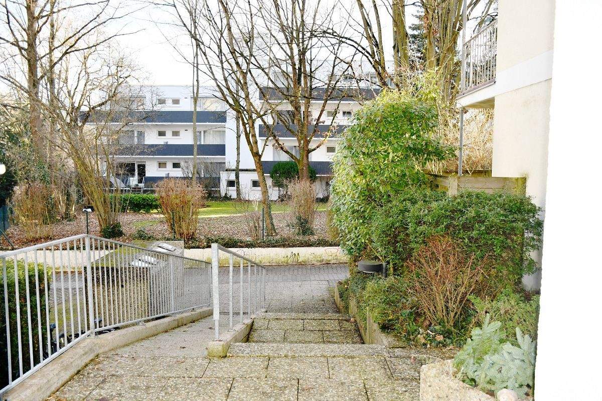 Attraktive Eigentumswohnung mit Sonnenbalkon in begehrter Darmstädter Wohnlage, an der Mathildenhöhe! – Darmstadt – Vorschaubild 3