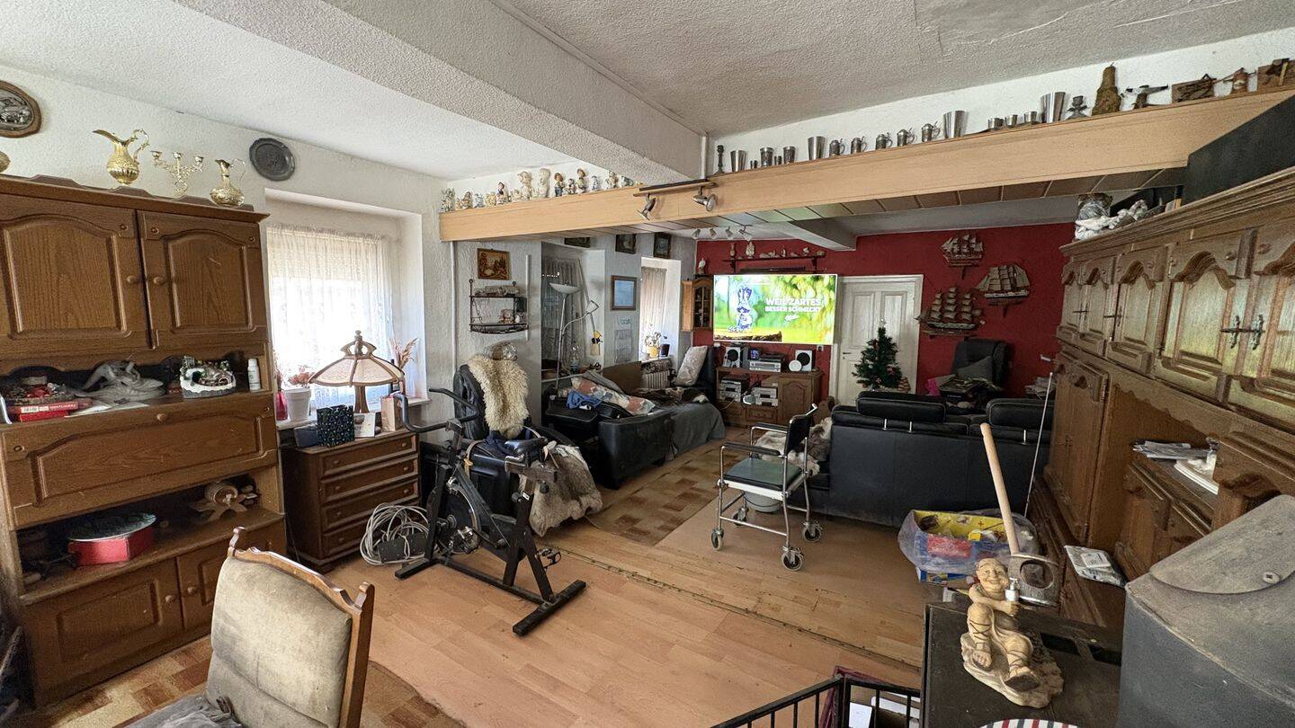 Großzügiges Mehrgenerationenhaus mit Gewerbepotenzial – Buttstädt – Vorschaubild 5