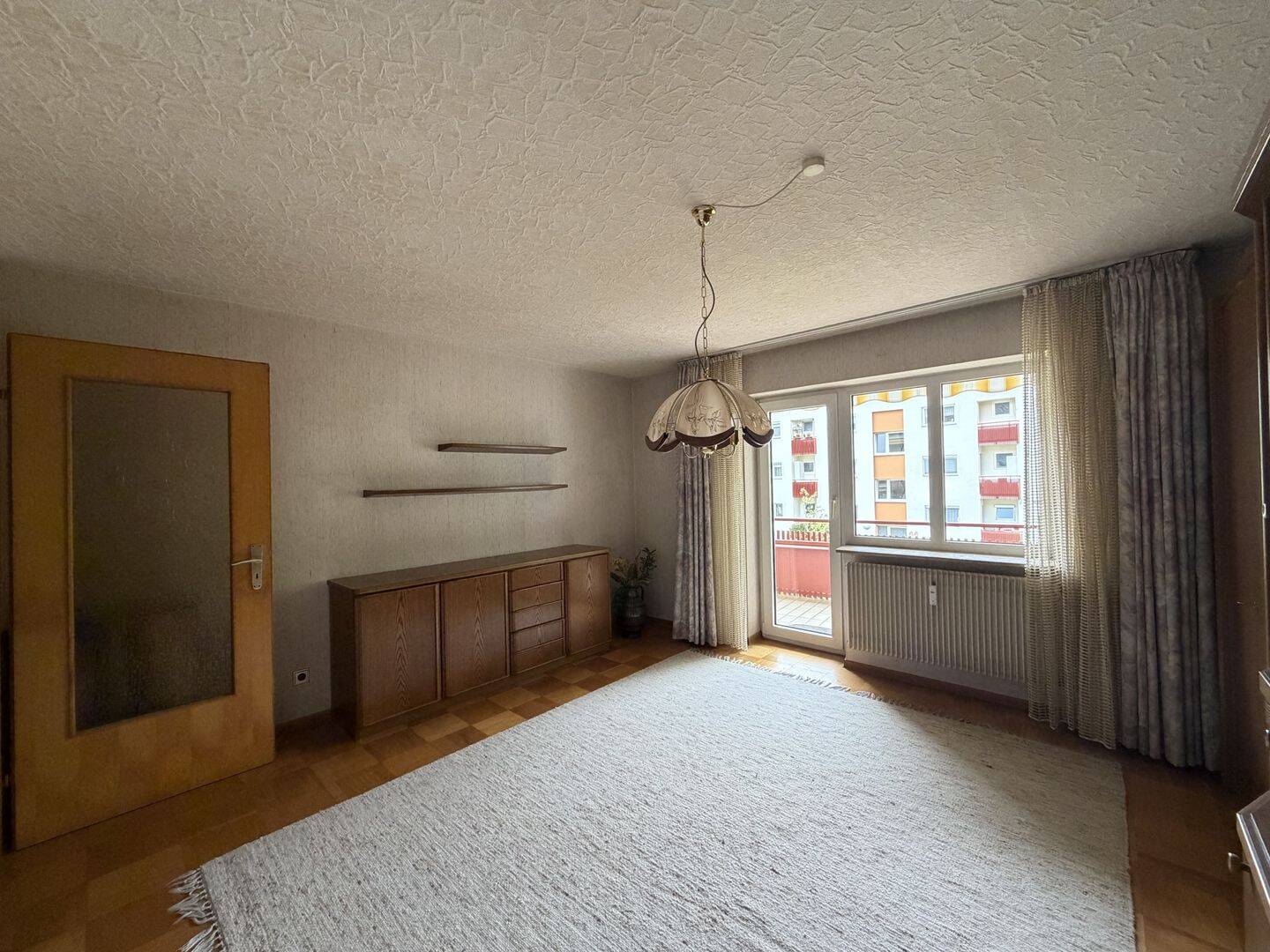 3-Zimmer-Wohnung mit großem Gestaltungspotenzial in attraktiver Lage - renovierungsbedürftig – Stuttgart – Vorschaubild 7
