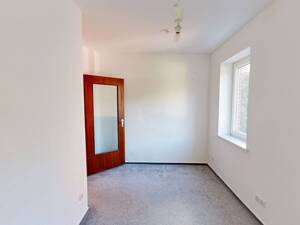 Besonderer Wohncharme: 2-Zimmer-Wohnung mit Balkon, Wintergarten, EBK & Tageslichtbad – 22523 Hamburg – Vorschaubild 8