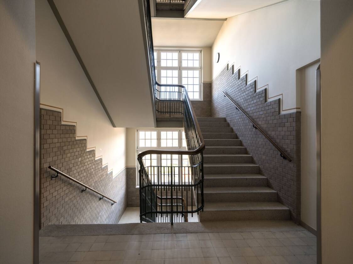 //Modern Wohnen in eh. Fabrikgebäude * 2 Zimmer * EBK * Aufzug// – Leipzig – Vorschaubild 4