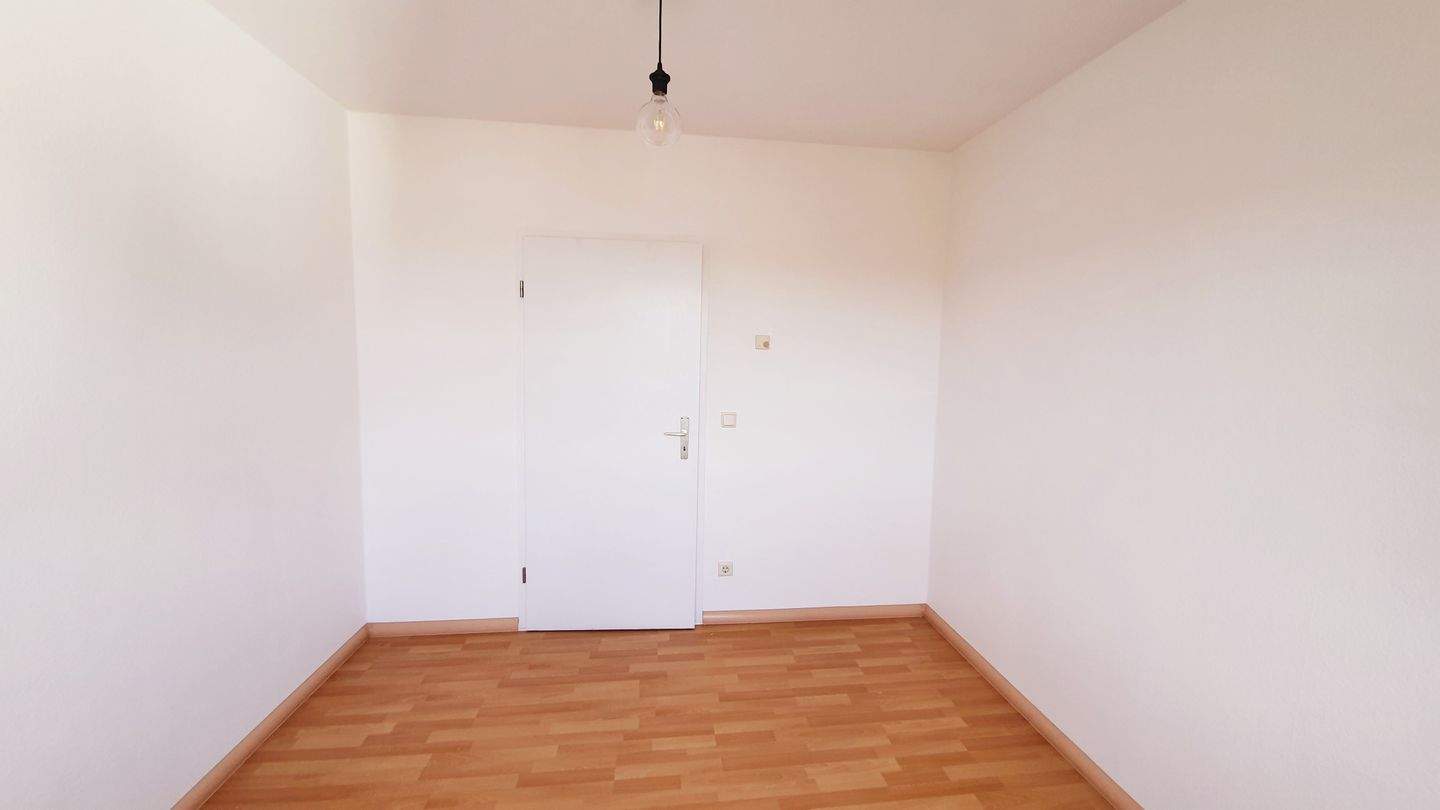 Gemütliche 3-Zimmer-Wohnung mit Balkon und Einbauküche – Chemnitz – Vorschaubild 9